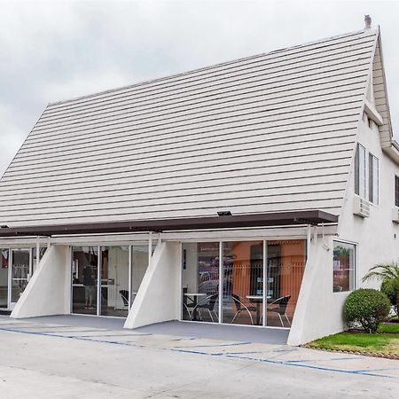 Motel 6-Long Beach, Ca - International City Exterior photo