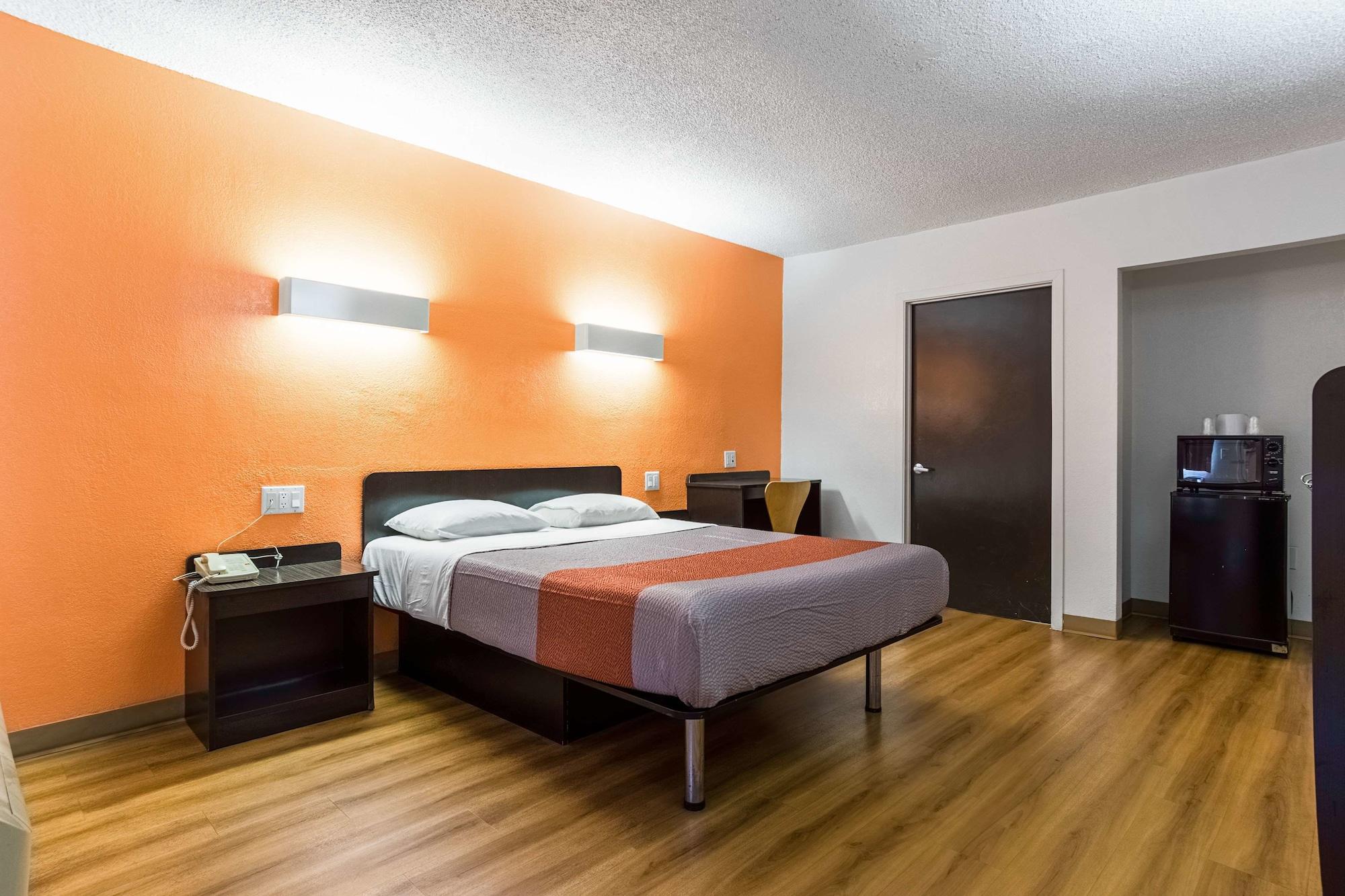 Motel 6-Long Beach, Ca - International City Exterior photo