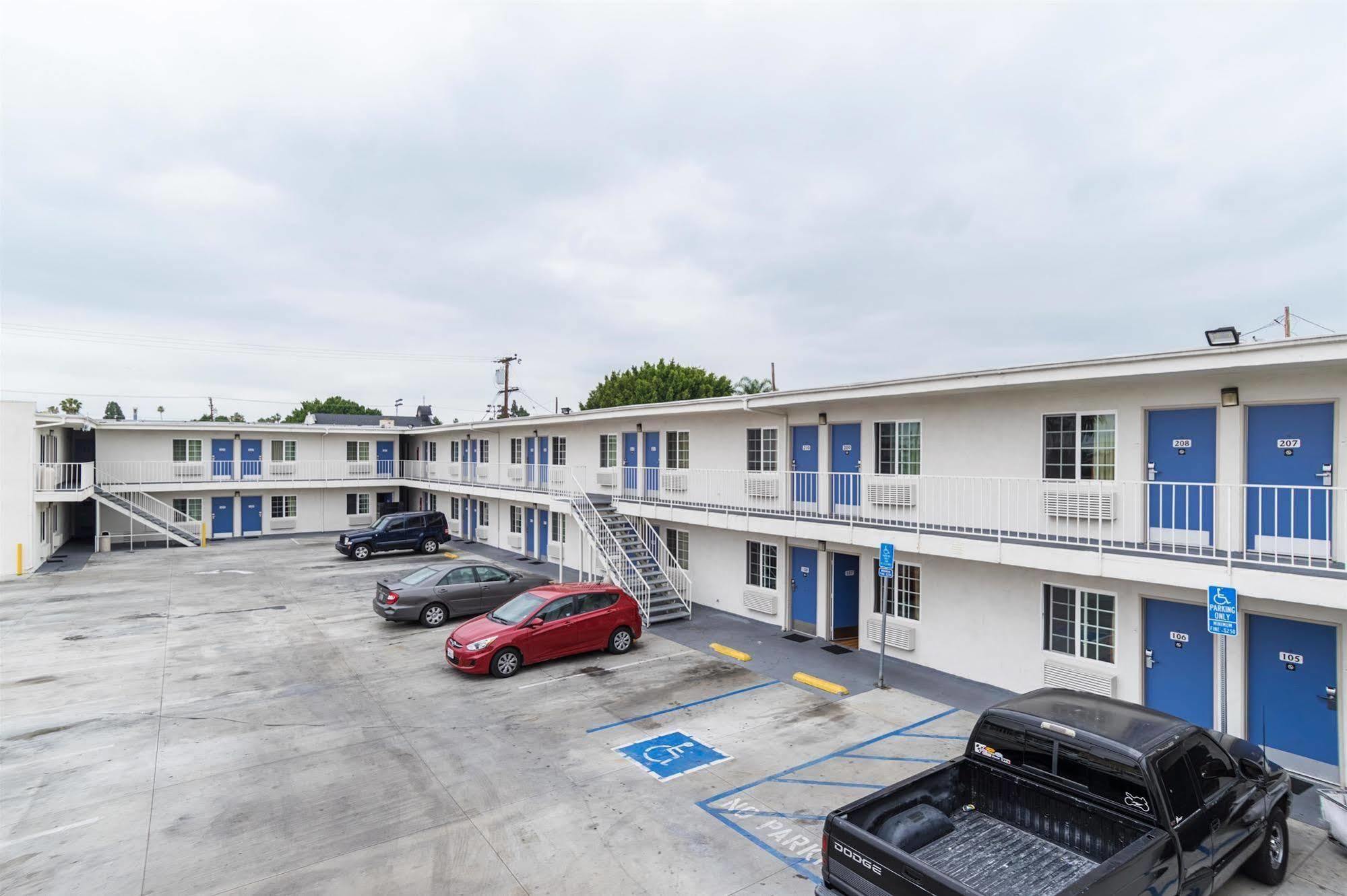 Motel 6-Long Beach, Ca - International City Exterior photo